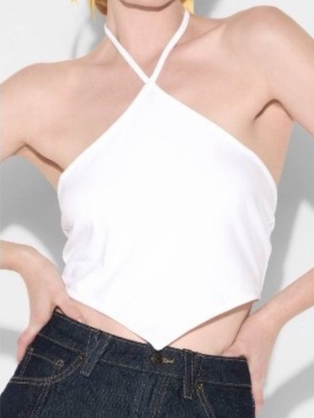 🔟 wild fable White Halter Pointed-Hem Crop Top